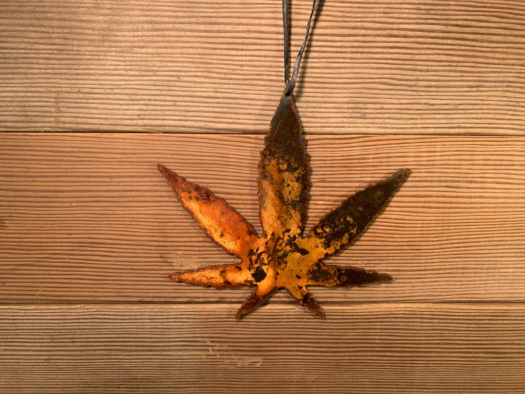 Cannabis Leaf - Ornament